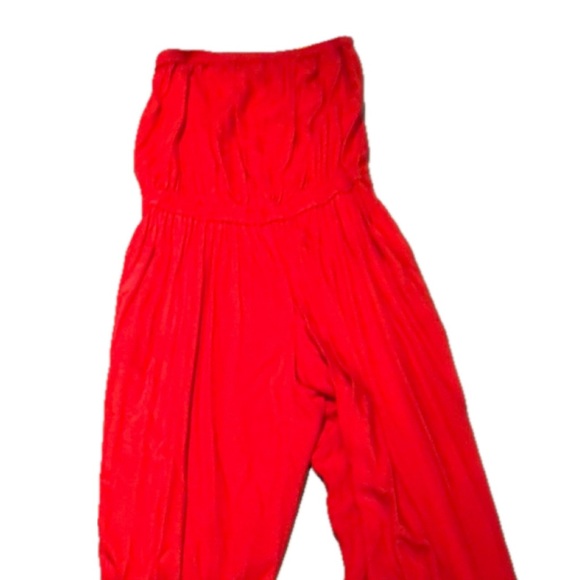 💖SALE💖Red Talula jumpsuit by Aritizia Size L - Picture 3 of 3